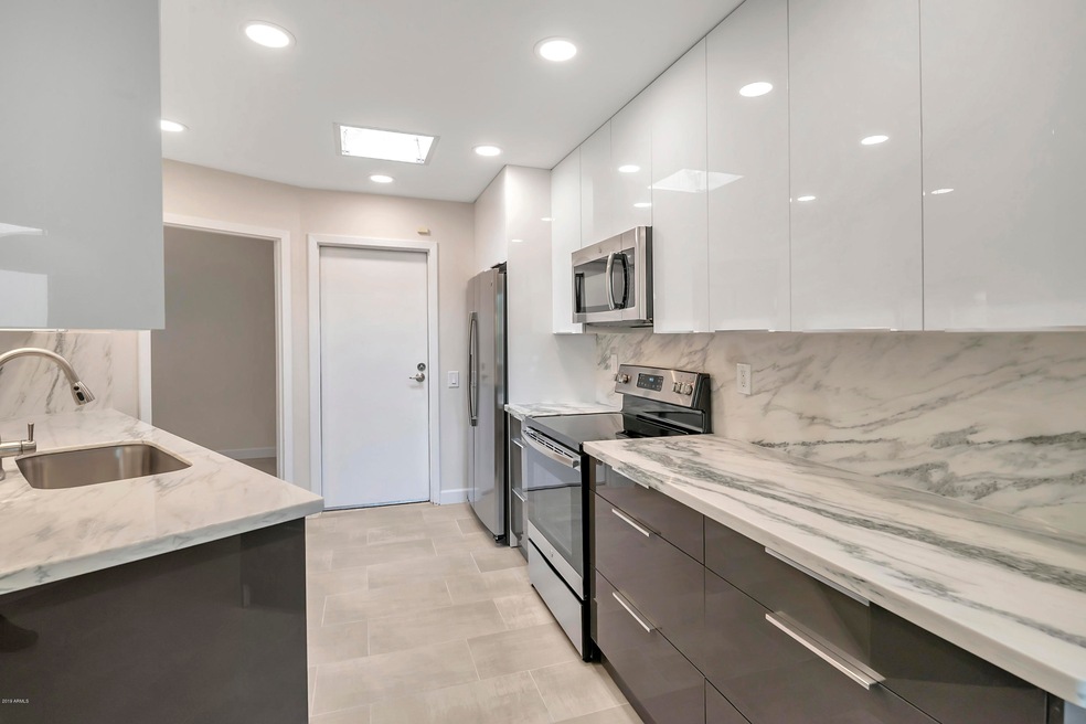 New KITCHEN & Appliances