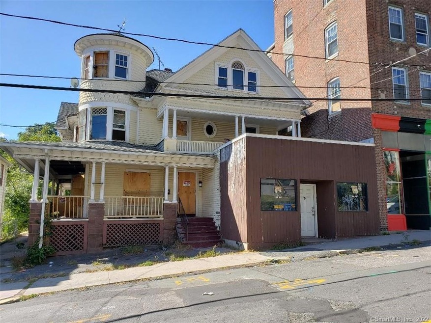 315 Willow St, Waterbury, CT 06710 - photo 1