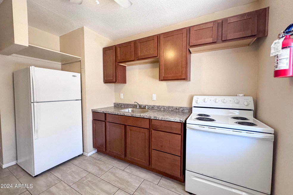 1753 E Harvard St unit 4, Phoenix, AZ 85006 - photo 1