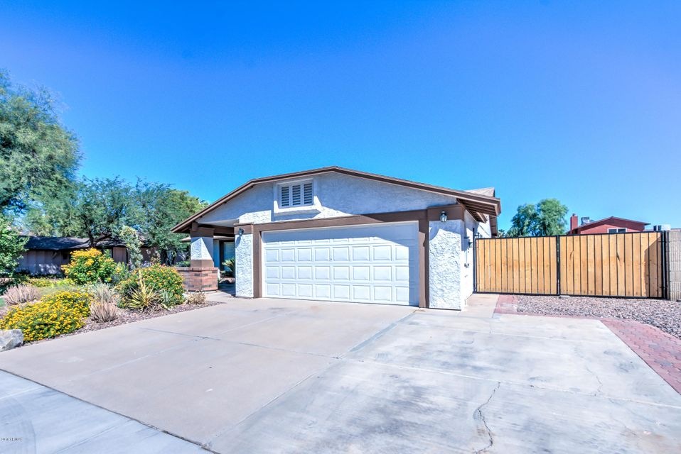 4606 W Milky Way -1