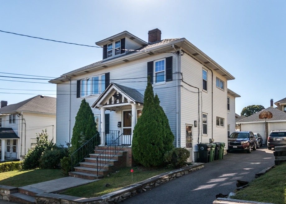 Sold $1,225,000 • Co-Listing Agent