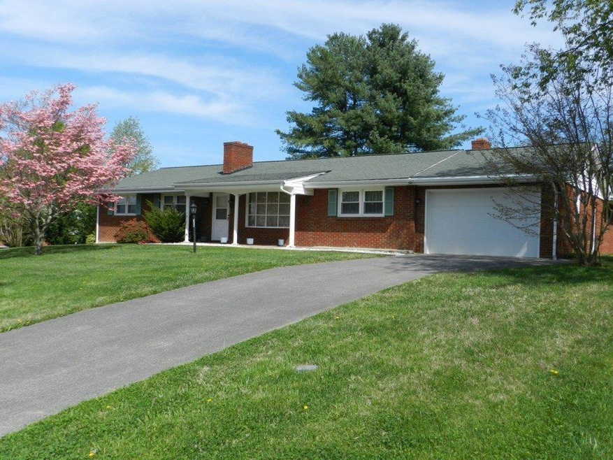 752 Devonshire Drive
