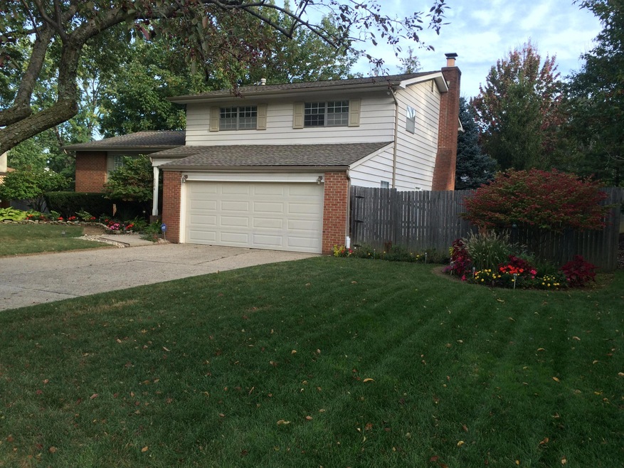 6284 Olde Orchard Dr, Columbus, OH 43213 - photo 1