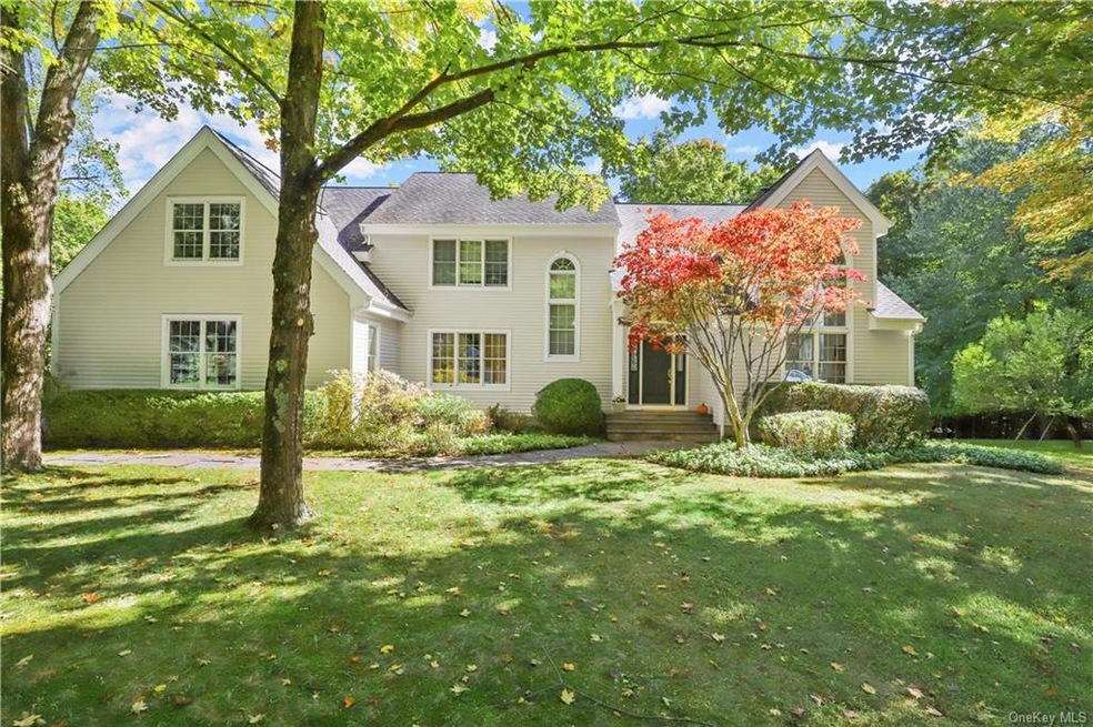 2 Pioneer Trail, Armonk, NY 10504 - photo 1