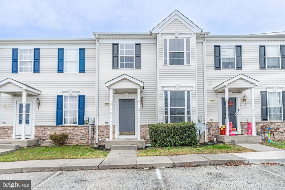 1879 Jamestown Ln unit 1879, York, PA 17408 - photo 1