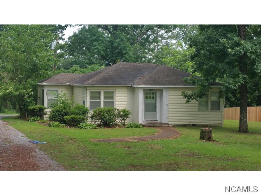 1748 Wayne Ave NW, Cullman, AL 35055 - photo 1
