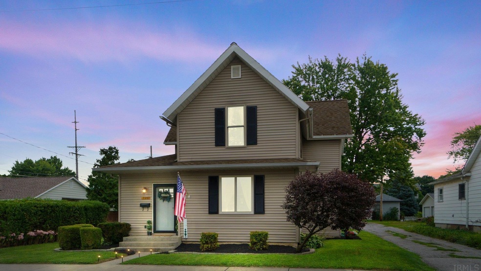 726 N Van Buren St, Auburn, IN 46706 - photo 1