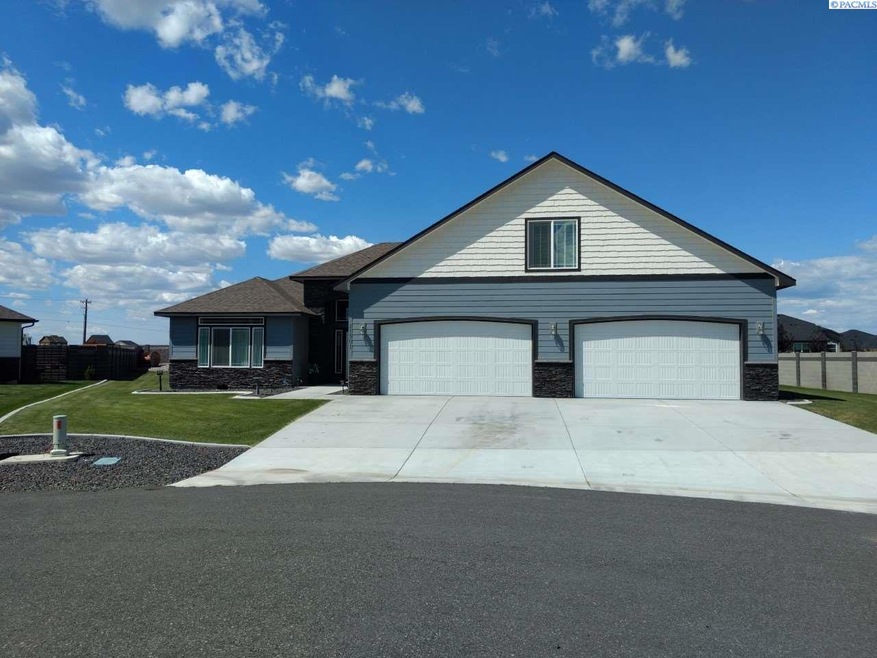 11501 Arrow Shelf Dr, Pasco, WA 99301 - photo 1