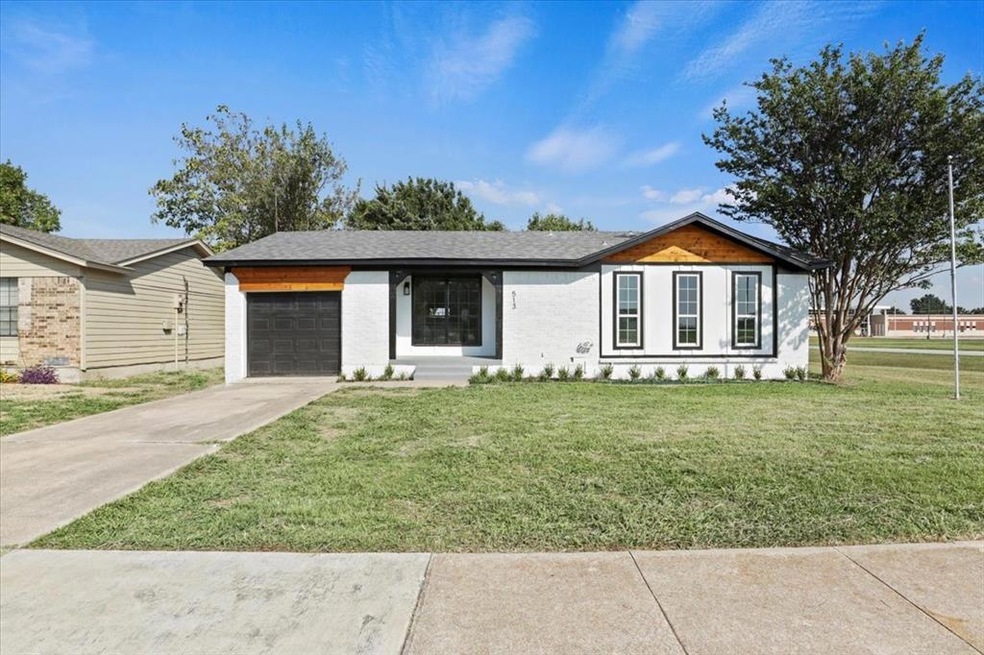 513 Hilltop Ln, Wylie, TX 75098 - photo 1