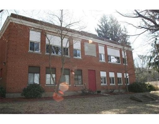 13 Harding St unit 6, South Grafton, MA 01560 - photo 1