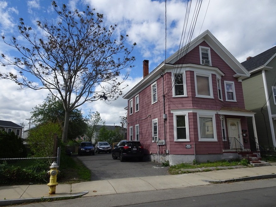 31 Durham St, Lawrence, MA 01843 - photo 1