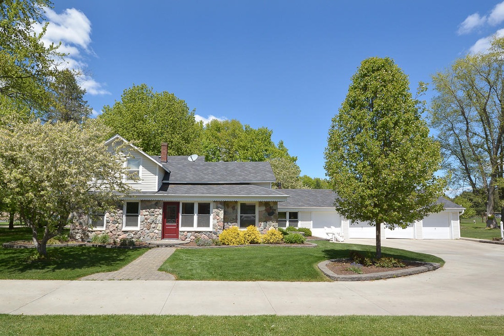 9917 S 12th St, Schoolcraft, MI 49087 - photo 1