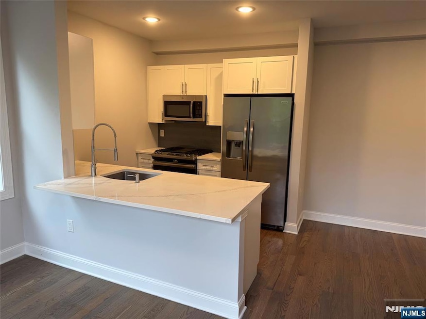 For Rent $2,995/month • Co-Listing Agent