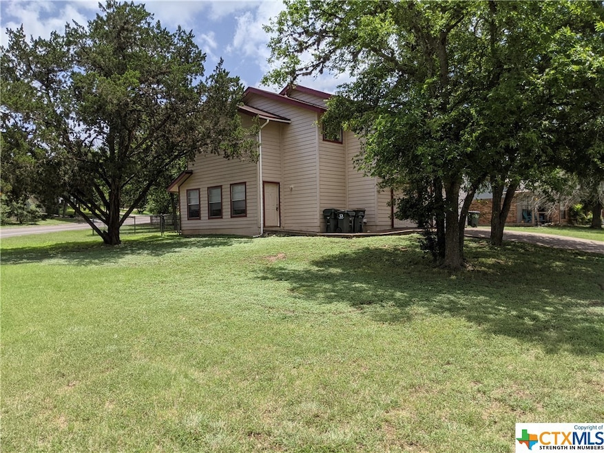 300 and 302 Craddock Ave, San Marcos, TX 78666 - photo 1