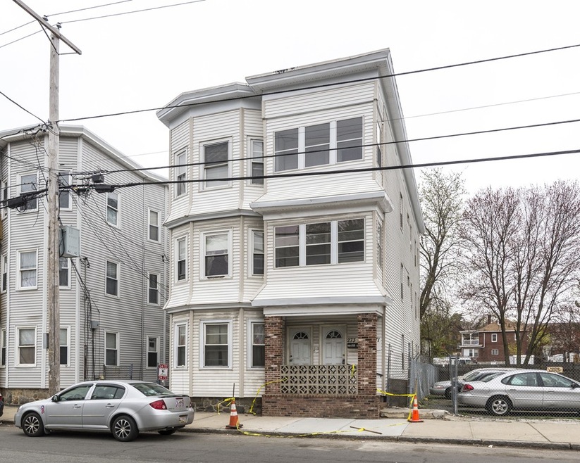 271 Water St unit 273, Lawrence, MA 01841 - photo 1