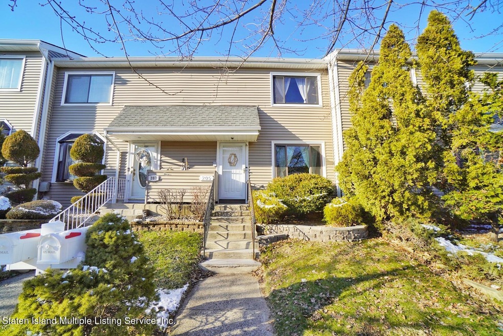 205 Balsam Place unit 273, Staten Island, NY 10309 - photo 1