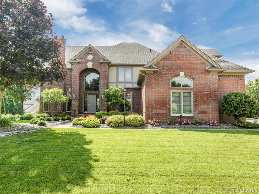 3632 Aynsley Dr, Rochester Hills, MI 48306 - photo 1