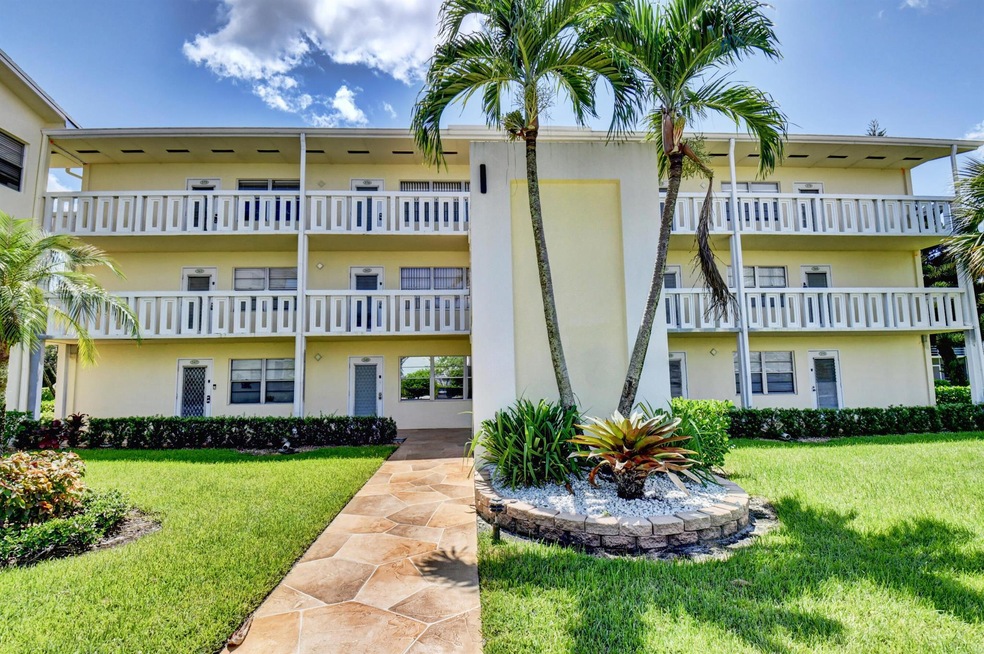 348 Dorset I unit 348, Boca Raton, FL 33434 - photo 1