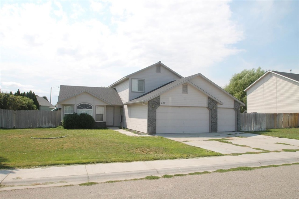 409 S Valley Dr, Nampa, ID 83686 - photo 1