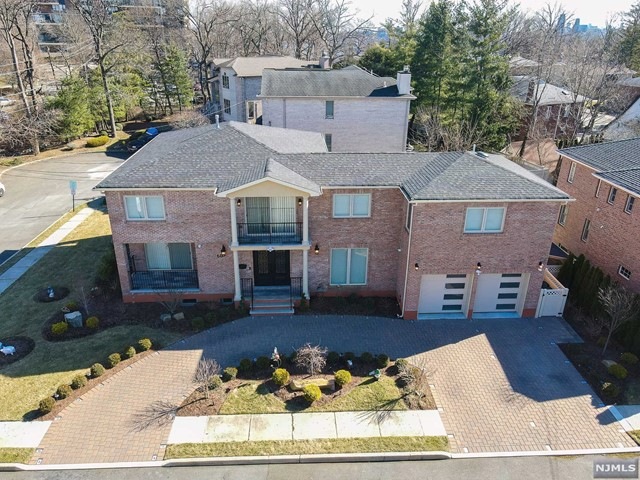 60 Mcelroy Ave, Fort Lee, NJ 07024 - photo 1