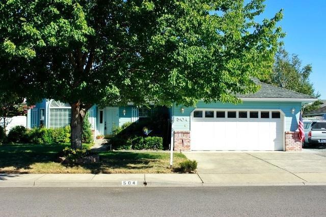 504 Vincent Ave, Central Point, OR 97502 - photo 1