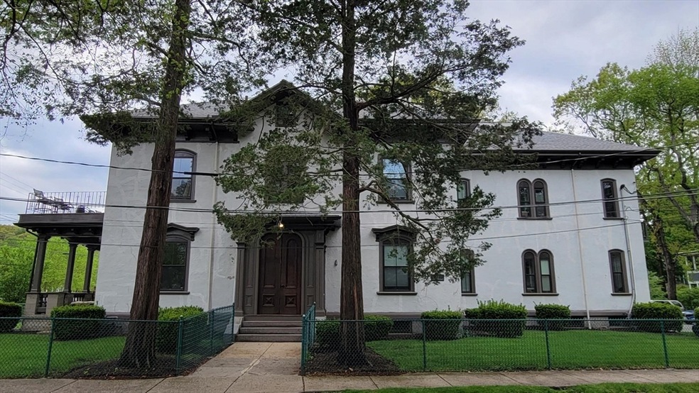 73 Elm Rd unit 3, Newton, MA 02460 - photo 1