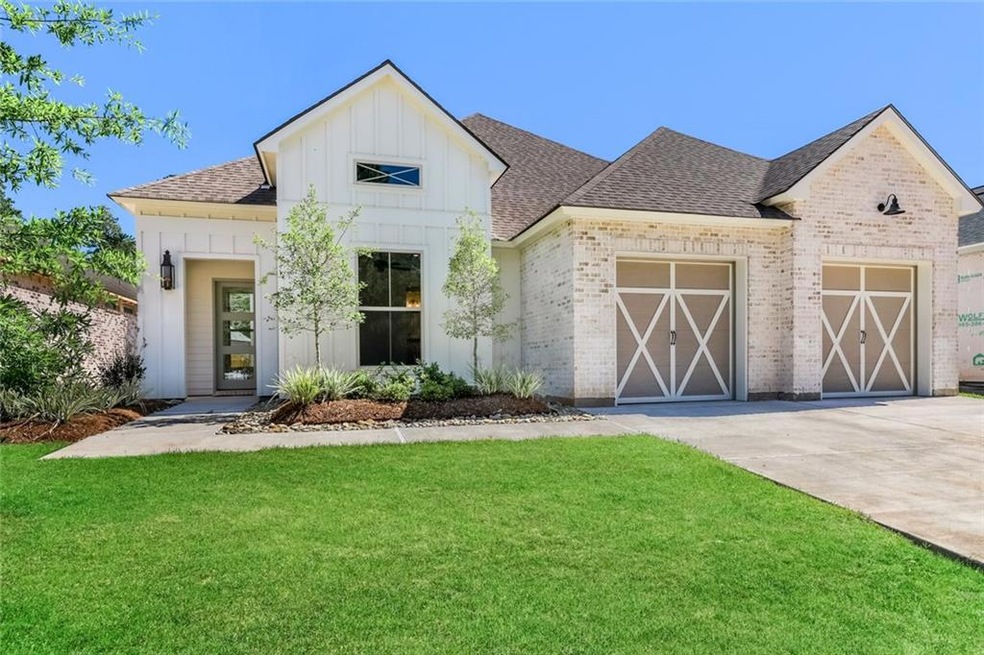 Maison de Reve home at its finest!
