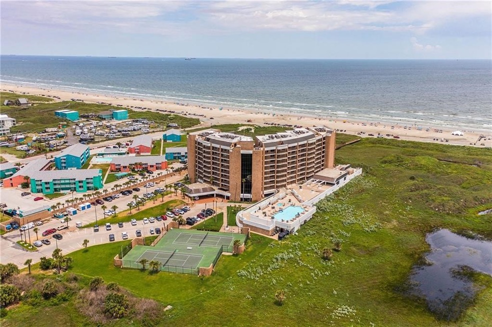What a beautiful complex overlooking the Gulf of M