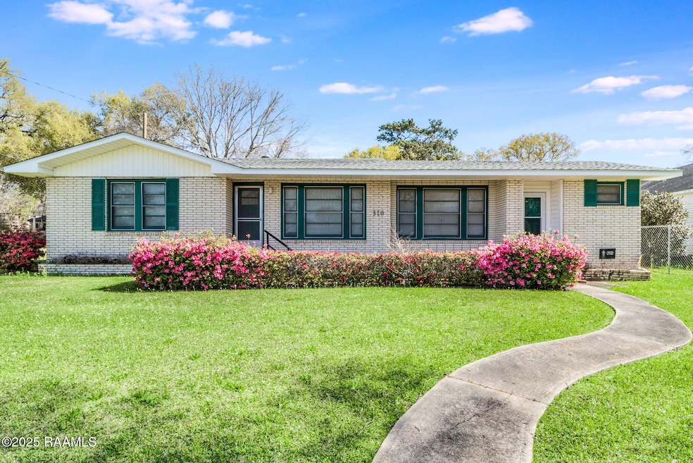 1-web-or-mls-310 Dejean St-17
