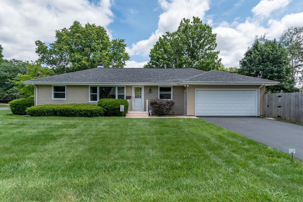 3323 Croyden-30