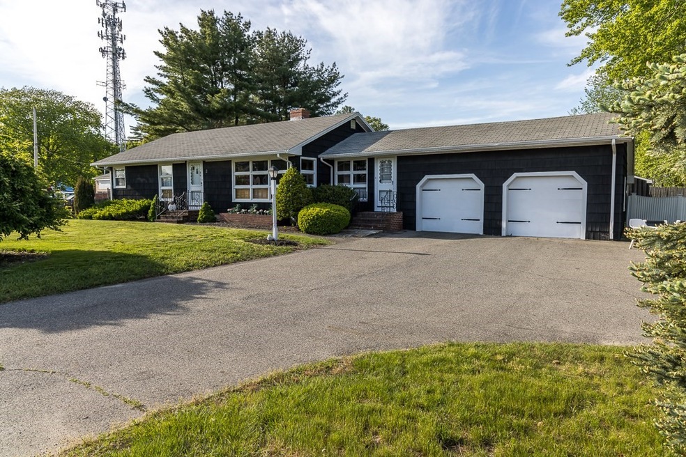 2 Old Elm St, Salisbury, MA 01952 - photo 1