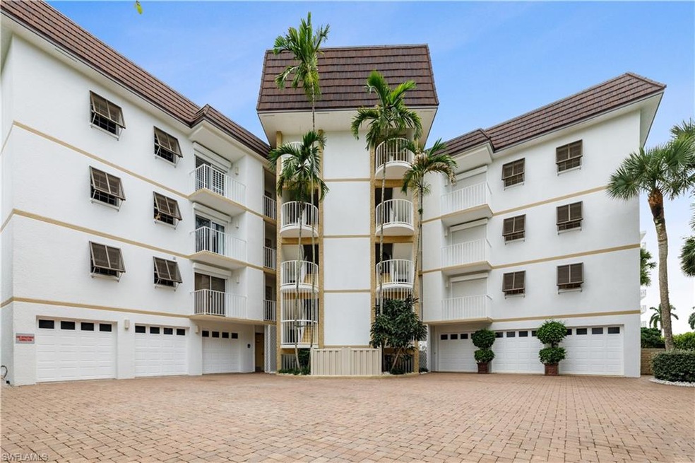 780 13th Ave S unit B2, Naples, FL 34102 - photo 1