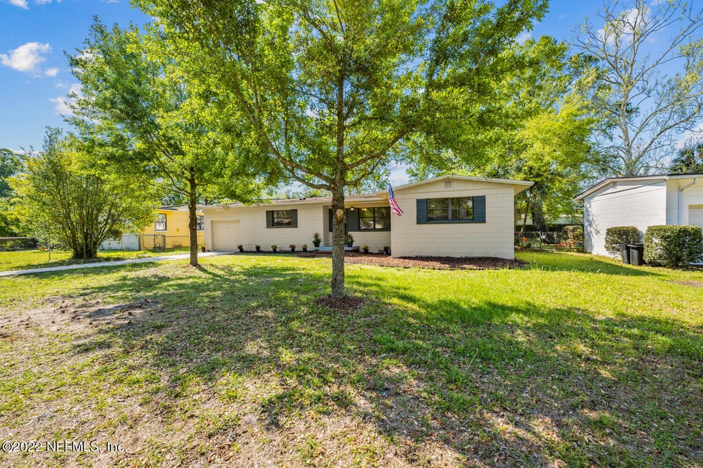 6228 Autlan Dr, Jacksonville, FL 32210 - photo 1