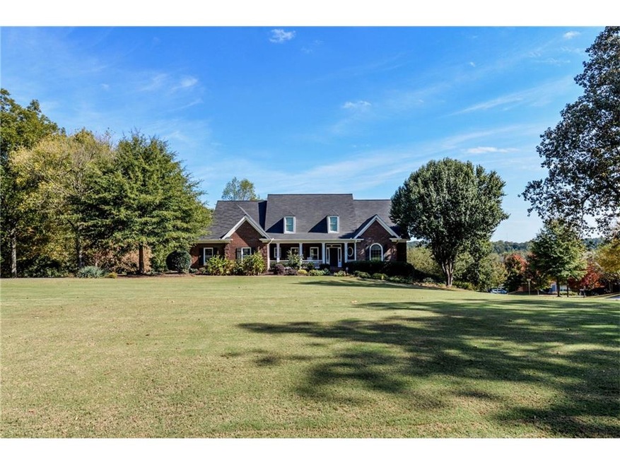 Beautiful 4bed/ 2 & 2 1/2 bath with open floor pla