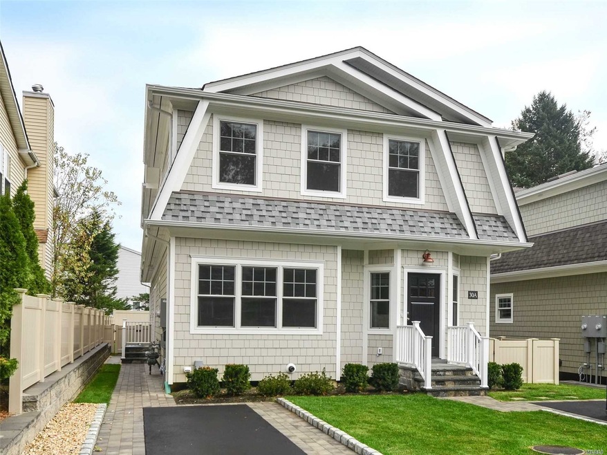 30A Dunes Ln unit BK, Port Washington, NY 11050 - photo 1