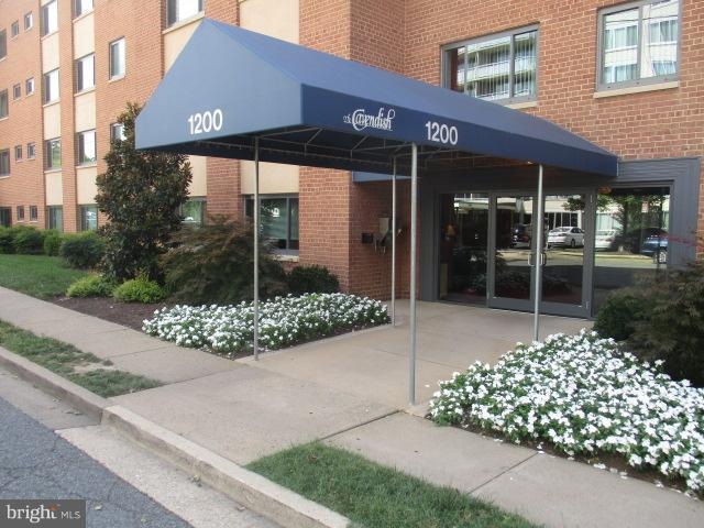 The Cavendish unit 207, Arlington, VA 22202 - photo 1