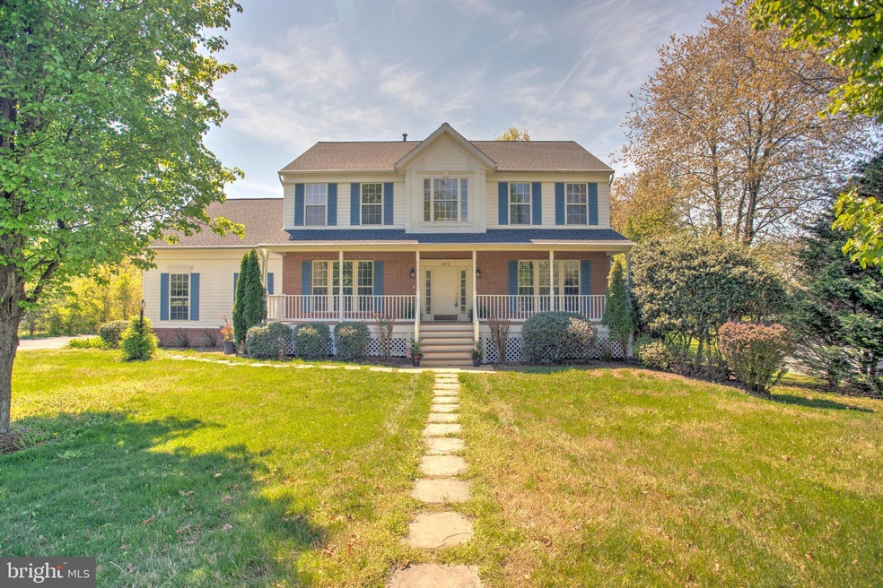 8978 Hooes Rd, Lorton, VA 22079 - photo 1