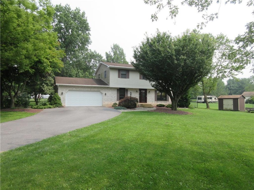 Welcome Home to 2139 Amlisa Road