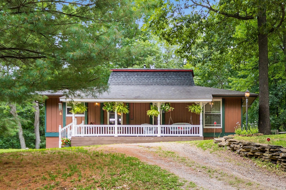 413 Wintun Ct, Sugar Grove, OH 43155 - photo 1