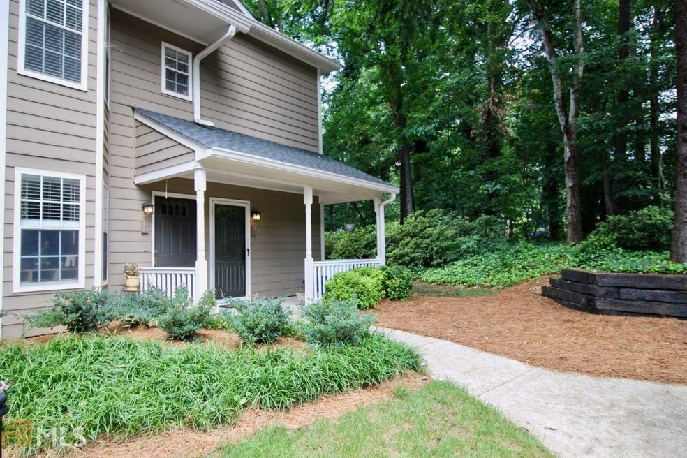 2128 North Forest Trail