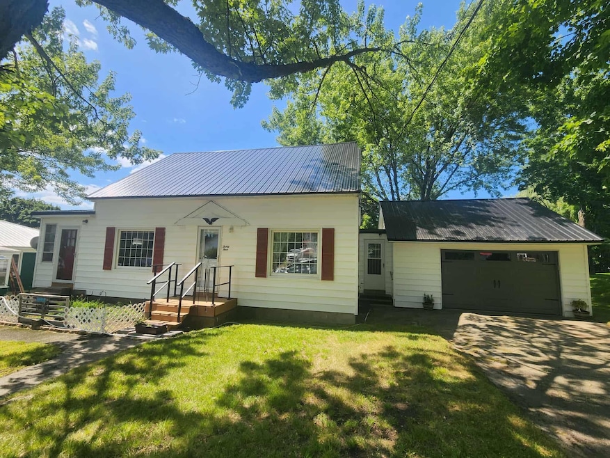 34 Cedar St, East Millinocket, ME 04430 - photo 1