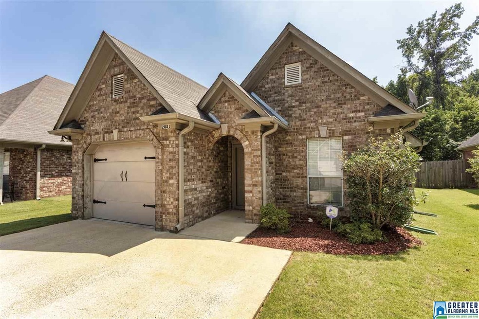 2081 Willow Glenn Dr, Birmingham, AL 35215 - photo 1