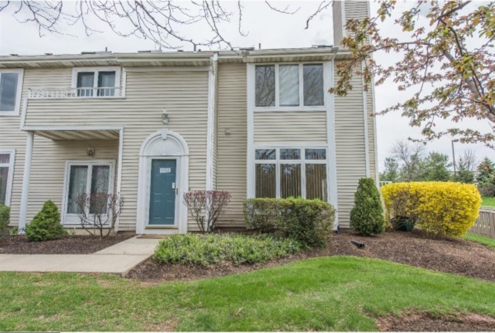 1908 Naomis Ct, North Wales, PA 19454 - photo 1