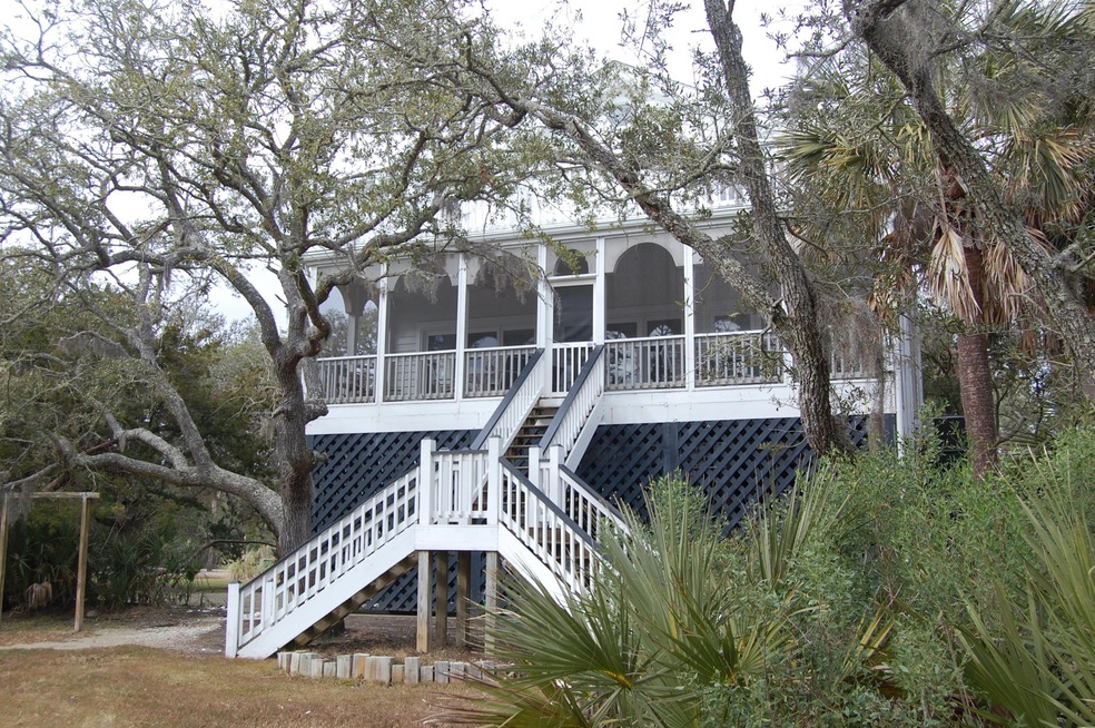 21 Planters Retreat