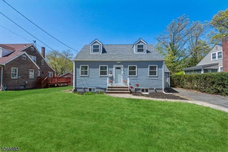 308 Huntington Rd, Union, NJ 07083 - photo 1