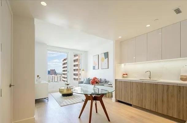 NuSun Tower unit 8G, Flushing, NY 11355 - photo 1