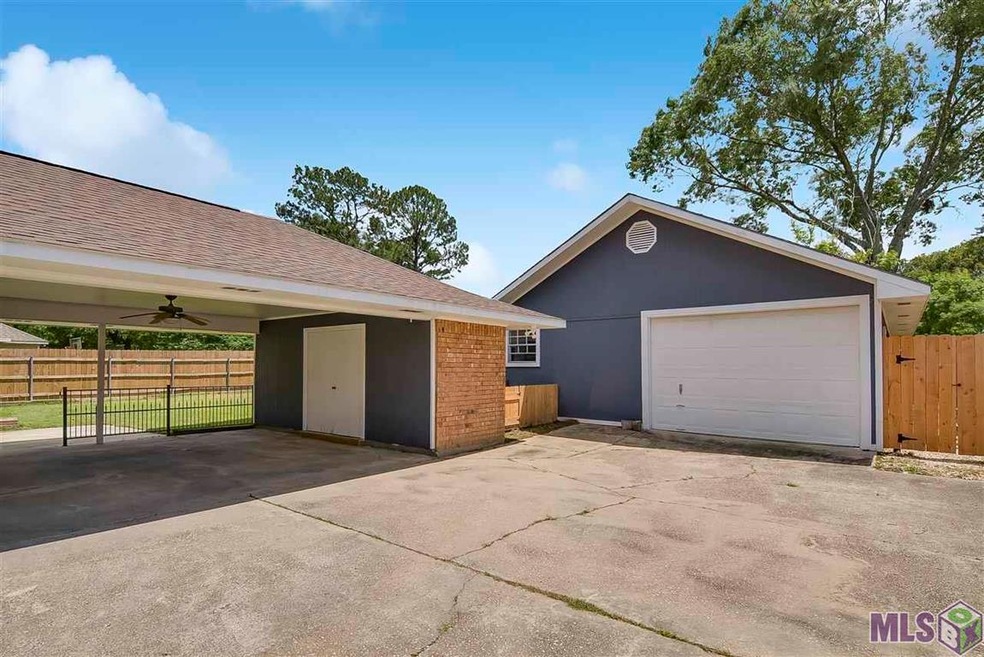 3728 Cherry St, Zachary, LA 70791 - photo 1