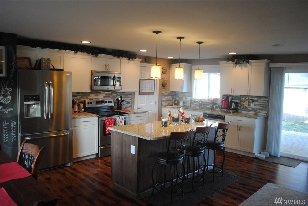 407 Fairlane St SW, Orting, WA 98360 - photo 1