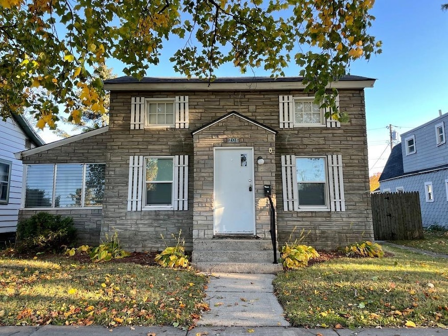 206 State St, La Porte, IN 46350 - photo 1