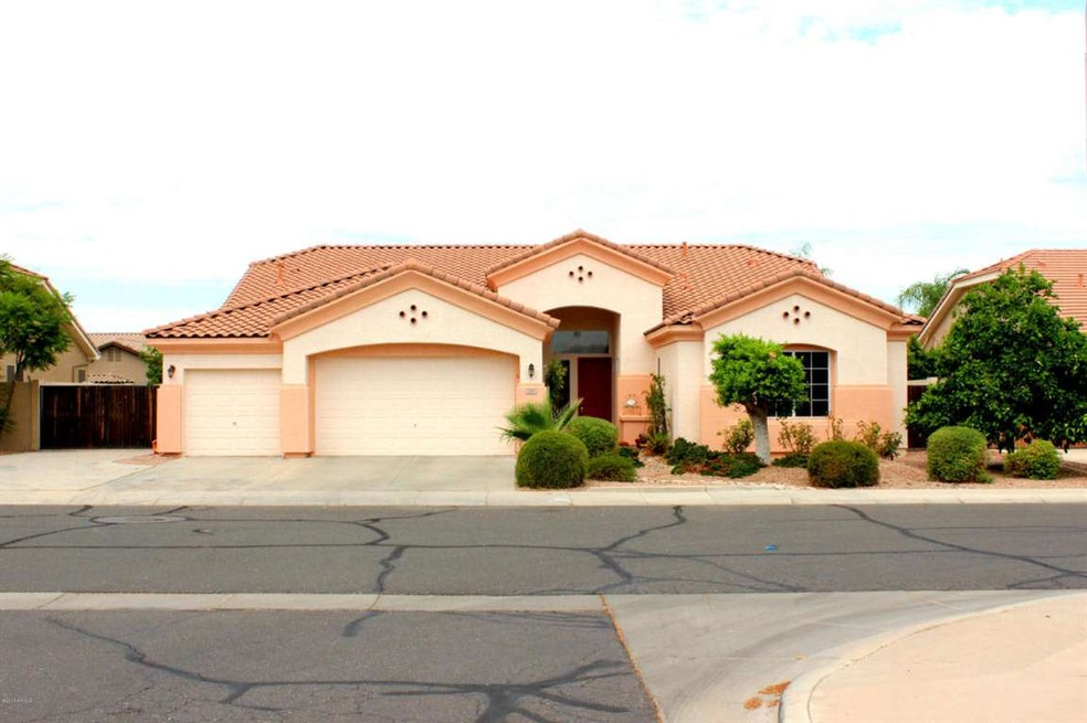 750 N Tower Pl, Chandler, AZ 85225